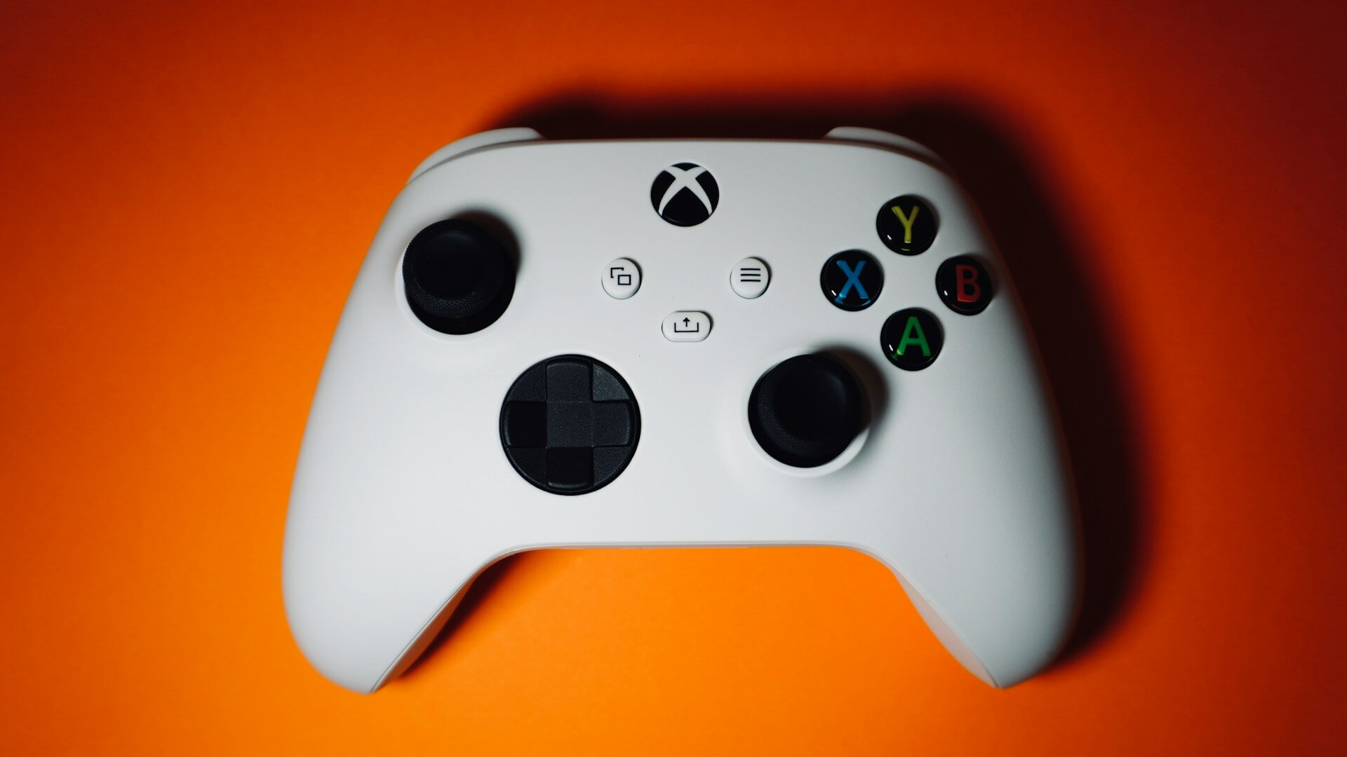 Květnový Xbox Game Pass odhalen, dorazí Anno 1800, CoD i nový DOOM